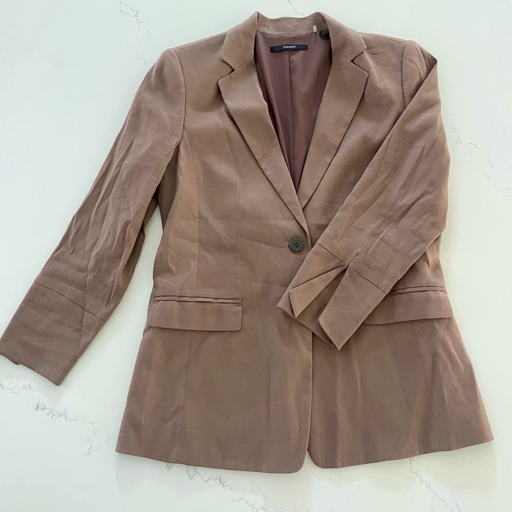 TAHARI Camel/Tan Blazer with Ruched Back (US 8)